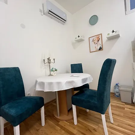 Daire Forests Nest *